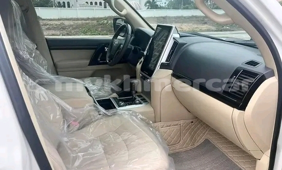 ទិញ បានប្រើ Toyota Land Cruiser White ឡាន} ក្នុង Dăm Thnăm ក្នុង Kampot Province ទិញ បានប្រើ Toyota Land Cruiser White ឡាន} ក្នុង Dăm Thnăm ក្នុង Kampot Province