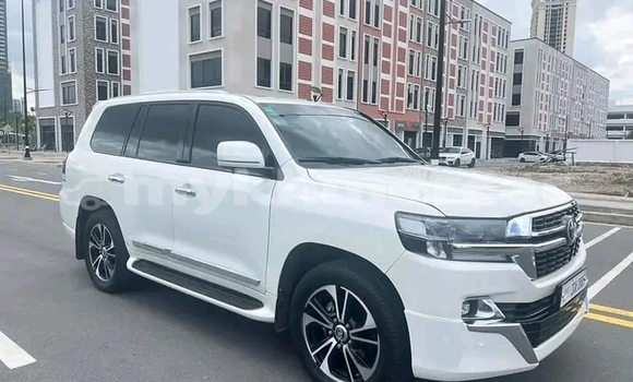 ទិញ បានប្រើ Toyota Land Cruiser White ឡាន} ក្នុង Dăm Thnăm ក្នុង Kampot Province ទិញ បានប្រើ Toyota Land Cruiser White ឡាន} ក្នុង Dăm Thnăm ក្នុង Kampot Province