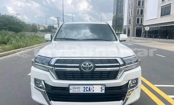 ទិញ បានប្រើ Toyota Land Cruiser White ឡាន} ក្នុង Dăm Thnăm ក្នុង Kampot Province ទិញ បានប្រើ Toyota Land Cruiser White ឡាន} ក្នុង Dăm Thnăm ក្នុង Kampot Province