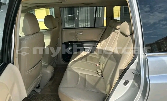 ទិញ បានប្រើ Toyota Highlander Other ឡាន} ក្នុង Khŭm Sráng ក្នុង Kampong Speu Province ទិញ បានប្រើ Toyota Highlander Other ឡាន} ក្នុង Khŭm Sráng ក្នុង Kampong Speu Province