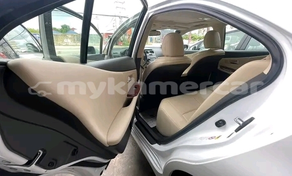 ទិញ បានប្រើ Lexus HS White ឡាន} ក្នុង Dăm Thnăm ក្នុង Kampot Province ទិញ បានប្រើ Lexus HS White ឡាន} ក្នុង Dăm Thnăm ក្នុង Kampot Province