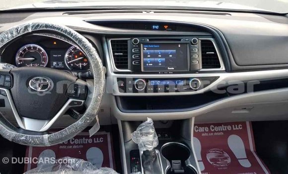 ទិញ នាំចូល Toyota Highlander Other ឡាន} ក្នុង Import - Dubai ក្នុង Kampot Province ទិញ នាំចូល Toyota Highlander Other ឡាន} ក្នុង Import - Dubai ក្នុង Kampot Province