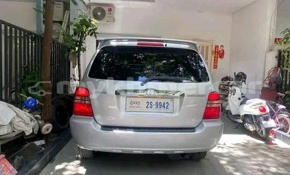 ទិញ បានប្រើ Toyota Highlander White ឡាន} ក្នុង Chbar Mon ក្នុង Kampong Speu Province ទិញ បានប្រើ Toyota Highlander White ឡាន} ក្នុង Chbar Mon ក្នុង Kampong Speu Province