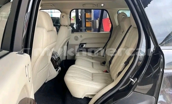 Acheter Occasion Voiture Range Rover Evoque Noir à Cheom Ksan, Preah Vihear Province Acheter Occasion Voiture Range Rover Evoque Noir à Cheom Ksan, Preah Vihear Province