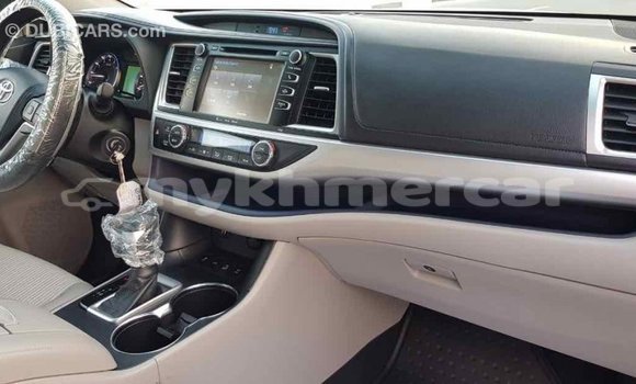 ទិញ នាំចូល Toyota Highlander Other ឡាន} ក្នុង Import - Dubai ក្នុង Kampot Province ទិញ នាំចូល Toyota Highlander Other ឡាន} ក្នុង Import - Dubai ក្នុង Kampot Province