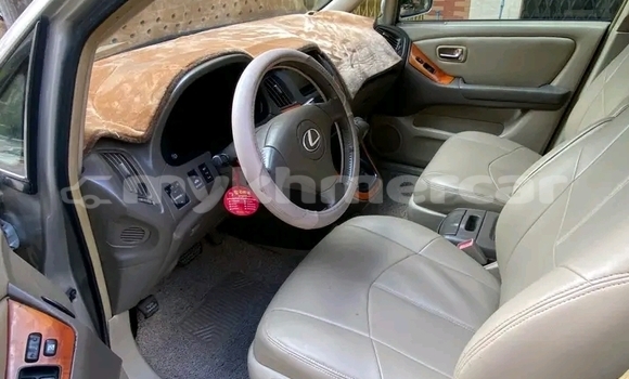 Acheter Occasion Voiture Lexus RX 330 Autre à Chbar Mon, Kampong Speu Province Acheter Occasion Voiture Lexus RX 330 Autre à Chbar Mon, Kampong Speu Province