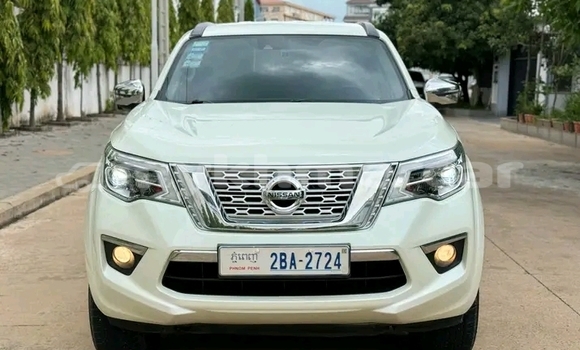 Acheter Occasion Voiture Nissan Terrano Blanc à Cheom Ksan, Preah Vihear Province Acheter Occasion Voiture Nissan Terrano Blanc à Cheom Ksan, Preah Vihear Province