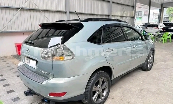 Acheter Occasion Voiture Lexus RX Blanc à Chbar Mon, Kampong Speu Province Acheter Occasion Voiture Lexus RX Blanc à Chbar Mon, Kampong Speu Province