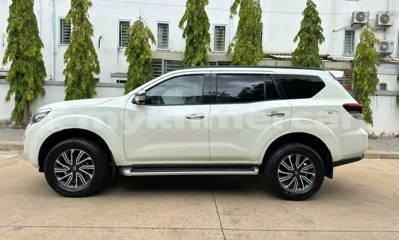 Acheter Occasion Voiture Lexus RX Blanc à Chbar Mon, Kampong Speu Province Acheter Occasion Voiture Lexus RX Blanc à Chbar Mon, Kampong Speu Province