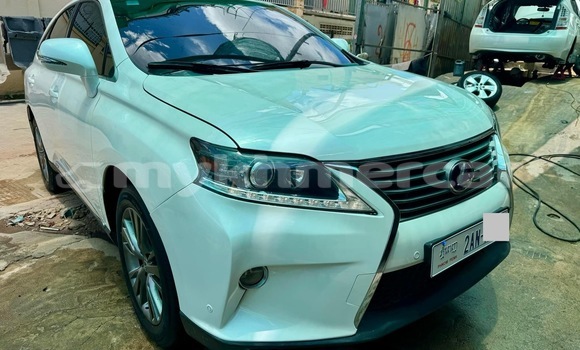Buy Used Lexus RX White Car in Phnom Penh in Phnom Penh Buy Used Lexus RX White Car in Phnom Penh in Phnom Penh