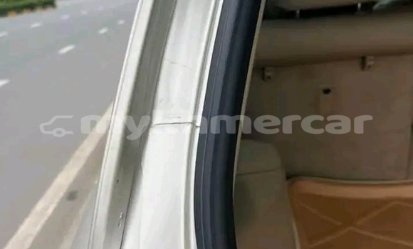 Buy Used Toyota Highlander Other Car in Chbar Mon in Kampong Speu Province Buy Used Toyota Highlander Other Car in Chbar Mon in Kampong Speu Province