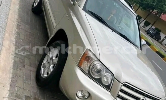 Buy Used Toyota Highlander Other Car in Chbar Mon in Kampong Speu Province Buy Used Toyota Highlander Other Car in Chbar Mon in Kampong Speu Province