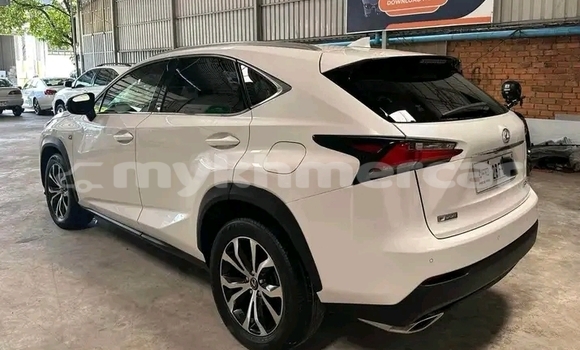 Buy Used Lexus RX White Car in Chbar Mon in Kampong Speu Province Buy Used Lexus RX White Car in Chbar Mon in Kampong Speu Province