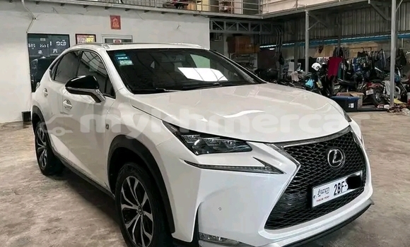 Buy Used Lexus RX White Car in Chbar Mon in Kampong Speu Province Buy Used Lexus RX White Car in Chbar Mon in Kampong Speu Province