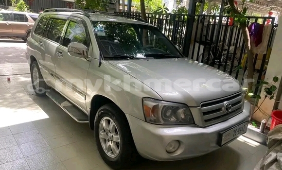 Acheter Occasion Voiture Toyota Highlander Autre à Koulen, Preah Vihear Province Acheter Occasion Voiture Toyota Highlander Autre à Koulen, Preah Vihear Province