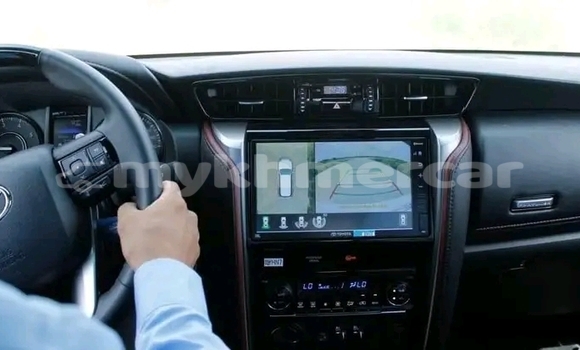 Acheter Occasion Voiture Toyota Fortuner Blanc à Khemarak Phoumin, Koh Kong Province Acheter Occasion Voiture Toyota Fortuner Blanc à Khemarak Phoumin, Koh Kong Province