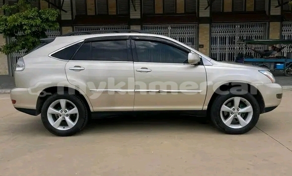 Acheter Occasion Voiture Lexus RX 330 Autre à Cheom Ksan, Preah Vihear Province Acheter Occasion Voiture Lexus RX 330 Autre à Cheom Ksan, Preah Vihear Province