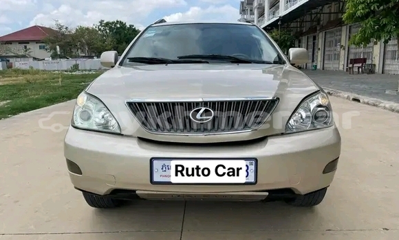 Acheter Occasion Voiture Lexus RX 330 Autre à Cheom Ksan, Preah Vihear Province Acheter Occasion Voiture Lexus RX 330 Autre à Cheom Ksan, Preah Vihear Province