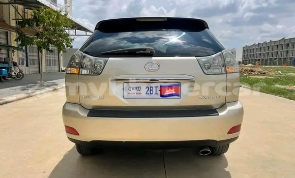 Acheter Occasion Voiture Lexus RX 330 Autre à Cheom Ksan, Preah Vihear Province Acheter Occasion Voiture Lexus RX 330 Autre à Cheom Ksan, Preah Vihear Province