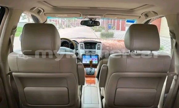 Buy Used Lexus RX 330 White Car in Cheom Ksan in Preah Vihear Province Buy Used Lexus RX 330 White Car in Cheom Ksan in Preah Vihear Province