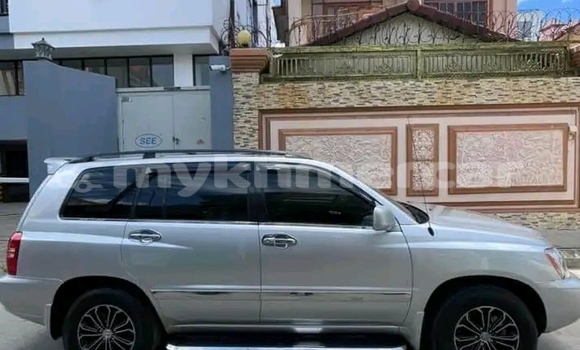 Buy Used Toyota Highlander Other Car in Cheom Ksan in Preah Vihear Province Buy Used Toyota Highlander Other Car in Cheom Ksan in Preah Vihear Province