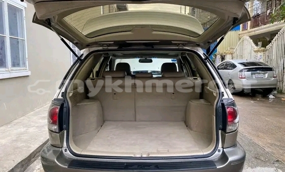 Buy Used Lexus RX 300 Other Car in Koulen in Preah Vihear Province Buy Used Lexus RX 300 Other Car in Koulen in Preah Vihear Province
