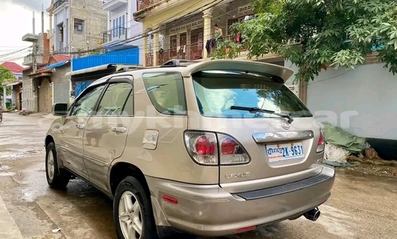 Buy Used Lexus RX 300 Other Car in Koulen in Preah Vihear Province Buy Used Lexus RX 300 Other Car in Koulen in Preah Vihear Province