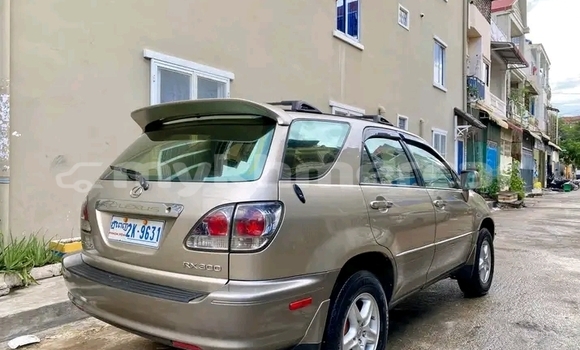 Buy Used Lexus RX 300 Other Car in Koulen in Preah Vihear Province Buy Used Lexus RX 300 Other Car in Koulen in Preah Vihear Province