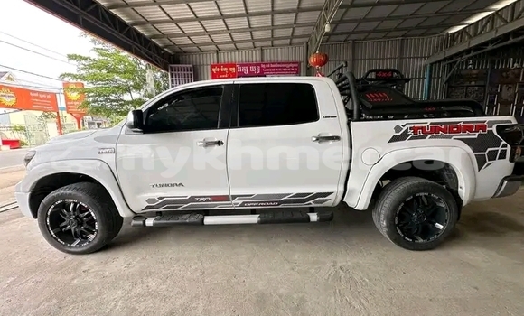 Buy Used Toyota Tundra White Car in Chbar Mon in Kampong Speu Province Buy Used Toyota Tundra White Car in Chbar Mon in Kampong Speu Province