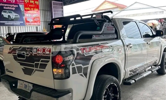 Buy Used Toyota Tundra White Car in Chbar Mon in Kampong Speu Province Buy Used Toyota Tundra White Car in Chbar Mon in Kampong Speu Province