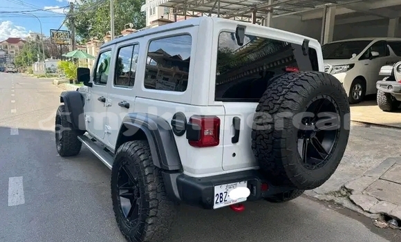 Buy Used Jeep Renegade Other Car in Cheom Ksan in Preah Vihear Province Buy Used Jeep Renegade Other Car in Cheom Ksan in Preah Vihear Province