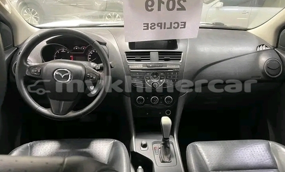 Buy Used Mazda BT-50 White Car in Cheom Ksan in Preah Vihear Province Buy Used Mazda BT-50 White Car in Cheom Ksan in Preah Vihear Province