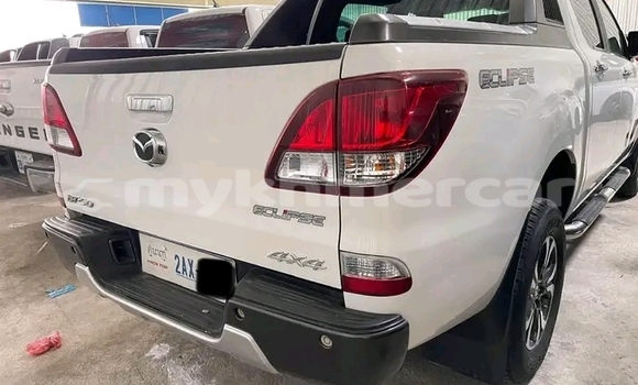 Buy Used Mazda BT-50 White Car in Cheom Ksan in Preah Vihear Province Buy Used Mazda BT-50 White Car in Cheom Ksan in Preah Vihear Province