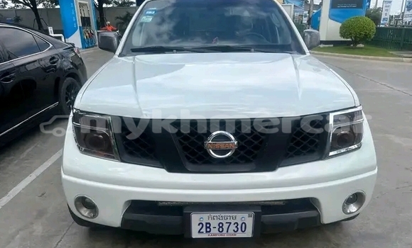 Buy Used Nissan Navara White Car in Kampong Chhnang in Kampong Chhnang Province Buy Used Nissan Navara White Car in Kampong Chhnang in Kampong Chhnang Province