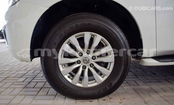 Buy Import Nissan Patrol White Car in Import - Dubai in Kampot Province