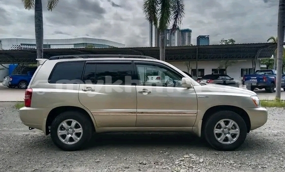 Buy Used Toyota Highlander Other Car in Cheom Ksan in Preah Vihear Province Buy Used Toyota Highlander Other Car in Cheom Ksan in Preah Vihear Province