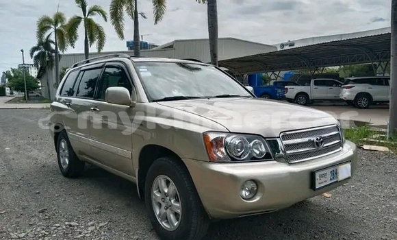 Buy Used Toyota Highlander Other Car in Cheom Ksan in Preah Vihear Province Buy Used Toyota Highlander Other Car in Cheom Ksan in Preah Vihear Province