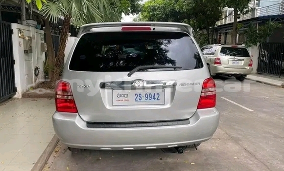 Buy Used Toyota Highlander Other Car in Cheom Ksan in Preah Vihear Province Buy Used Toyota Highlander Other Car in Cheom Ksan in Preah Vihear Province