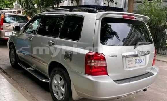 Buy Used Toyota Highlander Other Car in Cheom Ksan in Preah Vihear Province Buy Used Toyota Highlander Other Car in Cheom Ksan in Preah Vihear Province