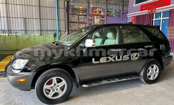 Buy Used Lexus RX Black Car in Cheom Ksan in Preah Vihear Province Buy Used Lexus RX Black Car in Cheom Ksan in Preah Vihear Province