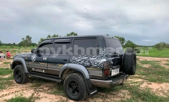 Buy Used Toyota Land Cruiser Black Car in Cheom Ksan in Preah Vihear Province Buy Used Toyota Land Cruiser Black Car in Cheom Ksan in Preah Vihear Province