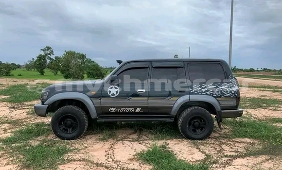 Buy Used Toyota Land Cruiser Black Car in Cheom Ksan in Preah Vihear Province Buy Used Toyota Land Cruiser Black Car in Cheom Ksan in Preah Vihear Province