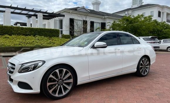 Buy Used Mercedes-Benz C250 coupe White Car in Phnom Penh in Phnom Penh Buy Used Mercedes-Benz C250 coupe White Car in Phnom Penh in Phnom Penh