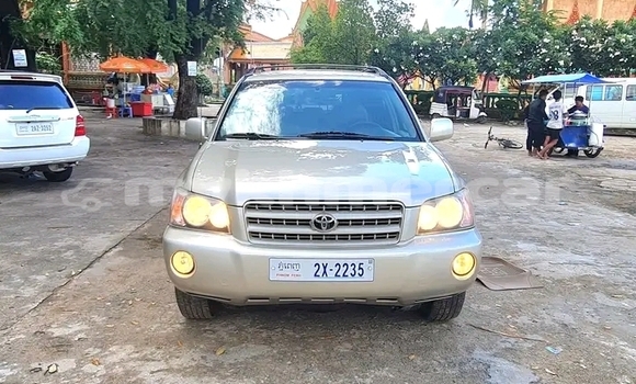 Buy Used Toyota Highlander Other Car in Cheom Ksan in Preah Vihear Province Buy Used Toyota Highlander Other Car in Cheom Ksan in Preah Vihear Province