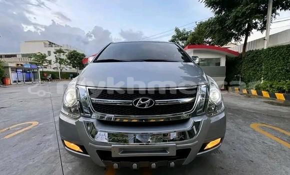 Buy Used Chevrolet Bolt Other Car in Chbar Mon in Kampong Speu Province Buy Used Chevrolet Bolt Other Car in Chbar Mon in Kampong Speu Province