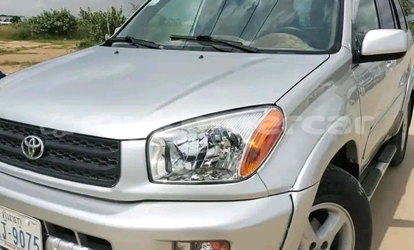 Acheter Occasion Voiture Toyota RAV4 Autre à Cheom Ksan, Preah Vihear Province Acheter Occasion Voiture Toyota RAV4 Autre à Cheom Ksan, Preah Vihear Province