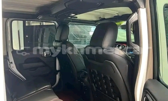 Acheter Occasion Voiture Jeep Renegade Autre à Chbar Mon, Kampong Speu Province Acheter Occasion Voiture Jeep Renegade Autre à Chbar Mon, Kampong Speu Province