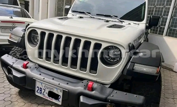 Acheter Occasion Voiture Jeep Renegade Autre à Chbar Mon, Kampong Speu Province Acheter Occasion Voiture Jeep Renegade Autre à Chbar Mon, Kampong Speu Province