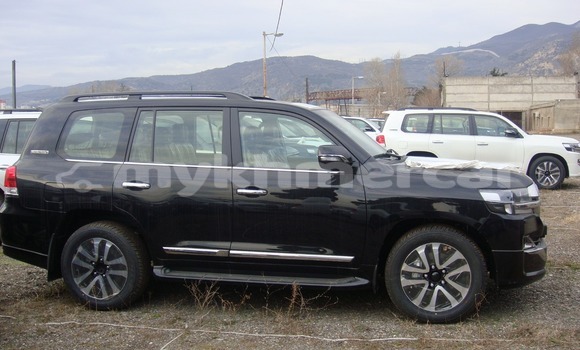 Buy New Toyota Land Cruiser Black Car in Import - Dubai in Kampot Province Buy New Toyota Land Cruiser Black Car in Import - Dubai in Kampot Province