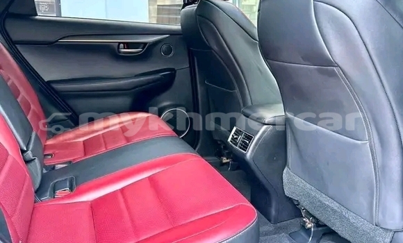 Acheter Occasion Voiture Lexus NX Blanc à Moung Ruessei, Battambang Province Acheter Occasion Voiture Lexus NX Blanc à Moung Ruessei, Battambang Province